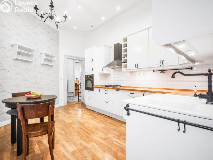 Prodej bytu 3+1 Brno, náměstí 28. října 1900/20 č. 8