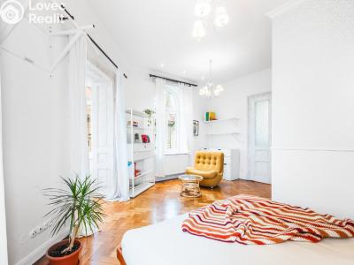 Prodej bytu 3+1 Brno, náměstí 28. října č. 2