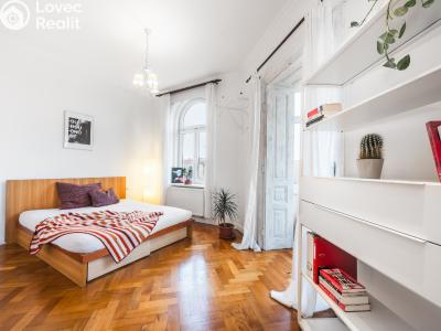 Prodej bytu 3+1 Brno, náměstí 28. října č. 4