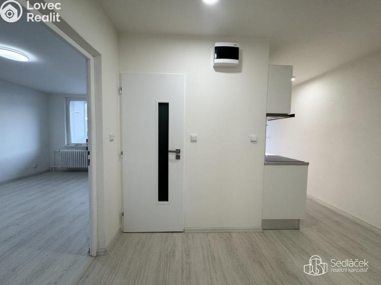 Pronájem bytu 2+KK Sokolov, Švabinského č. 8