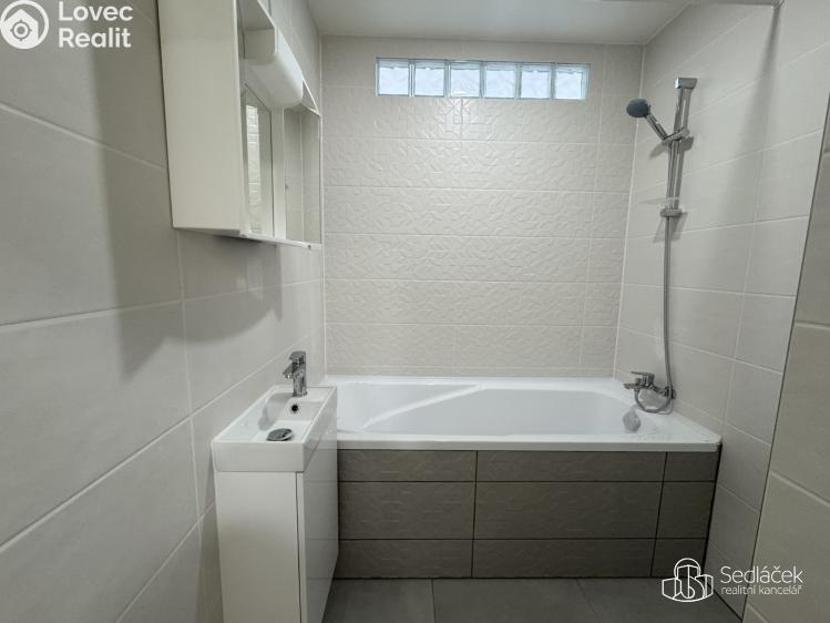 Pronájem bytu 2+KK Sokolov, Švabinského č. 11