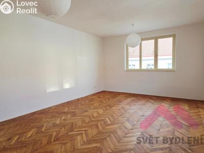 Pronájem bytu 2+1 Praha, Ambrožova č. 3