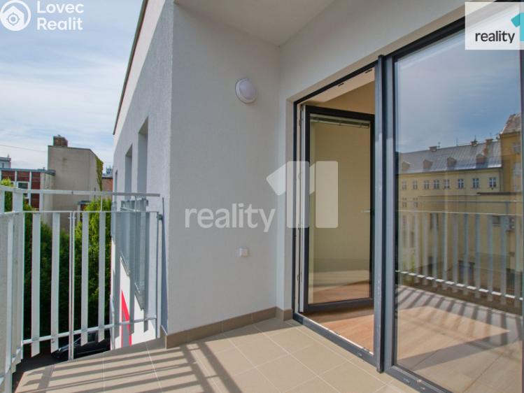 Pronájem bytu 2+KK Liberec, Papírová č. 11