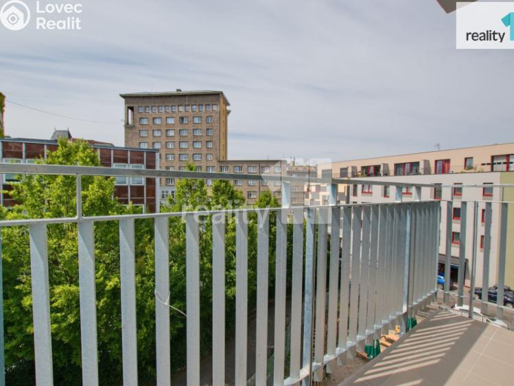 Pronájem bytu 2+KK Liberec, Papírová č. 24