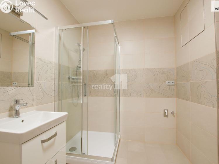 Pronájem bytu 2+KK Liberec, Papírová č. 25