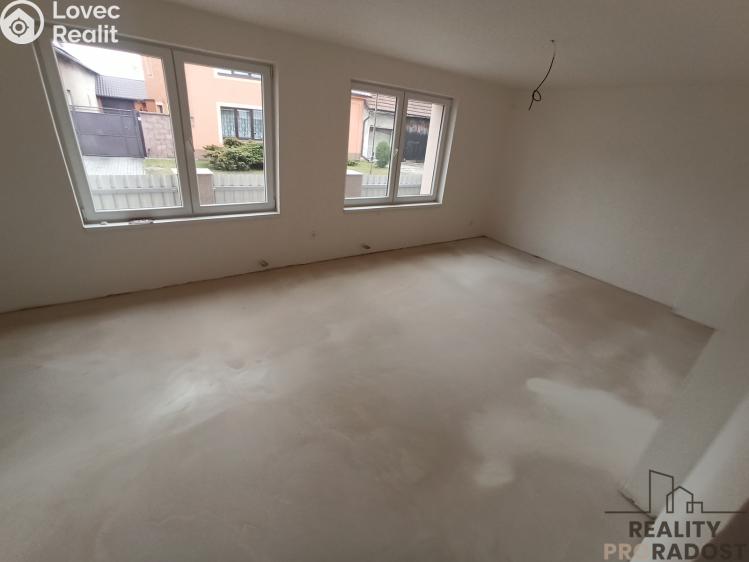 Продаж сімейного будинку Veltruby, K zastávce 134 č. 6