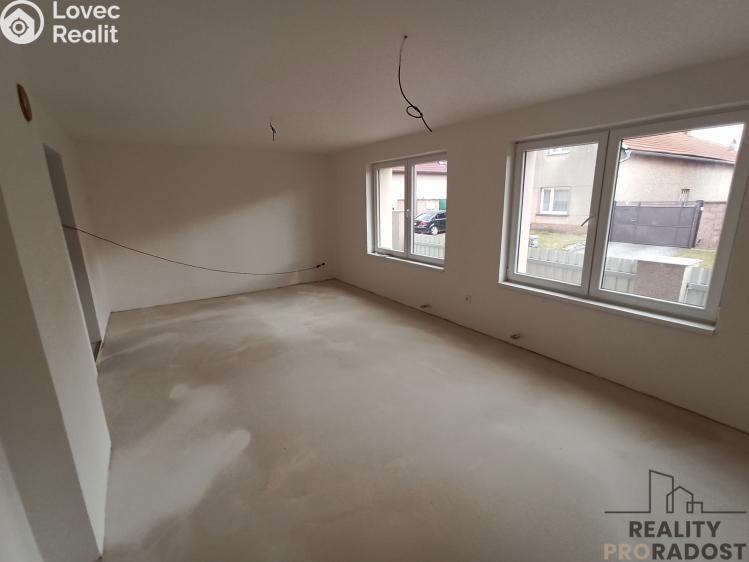 Продаж сімейного будинку Veltruby, K zastávce 134 č. 7