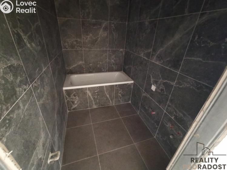 Продаж сімейного будинку Veltruby, K zastávce 134 č. 11