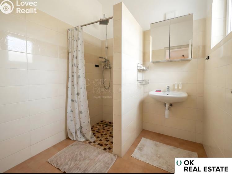 Pronájem bytu 2+1 Rýmařov, náměstí Míru č. 8