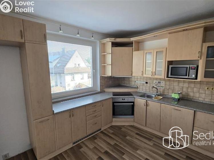 Pronájem bytu 3+1 Sokolov, Slovenská č. 4