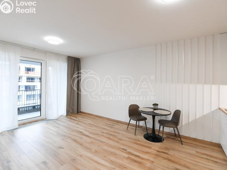 Pronájem bytu 1+KK Praha, Poděbradská 260/59 č. 9