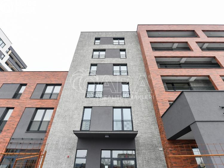 Pronájem bytu 1+KK Praha, Poděbradská 260/59 č. 18