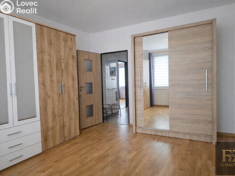 Pronájem bytu 2+1 Tábor, Kpt. Jaroše 2416 č. 9