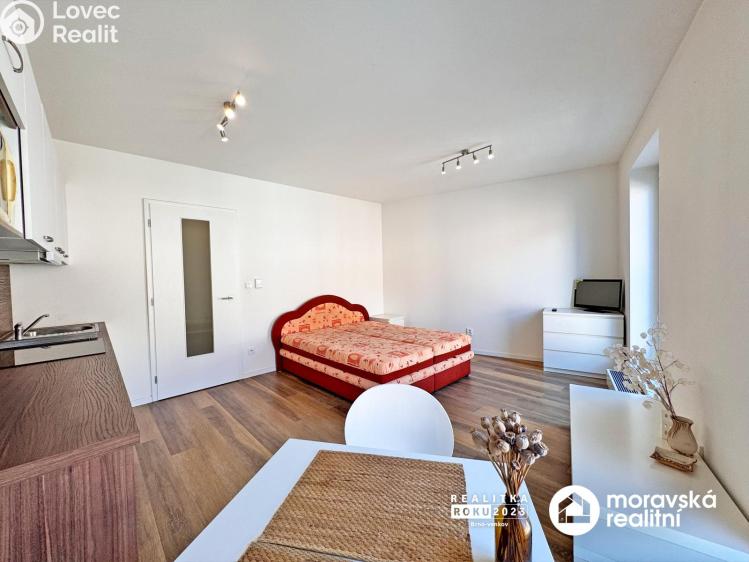 Pronájem bytu 1+KK Brno, Hybešova 1008/49 č. 5