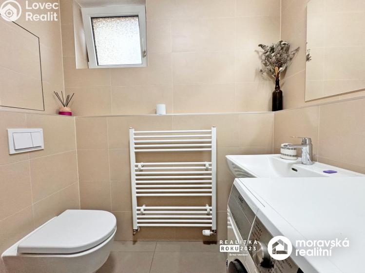 Pronájem bytu 1+KK Brno, Hybešova 1008/49 č. 8