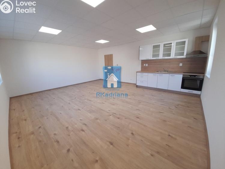 Pronájem bytu 2+KK Plzeň, Tisová č. 2