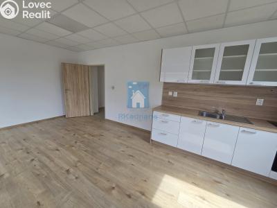 Pronájem bytu 2+KK Plzeň, Tisová č. 3