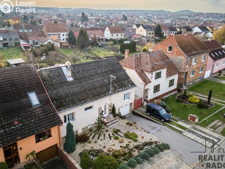 Продаж багатогенного будинку Mutěnice, Zahradní č. 8