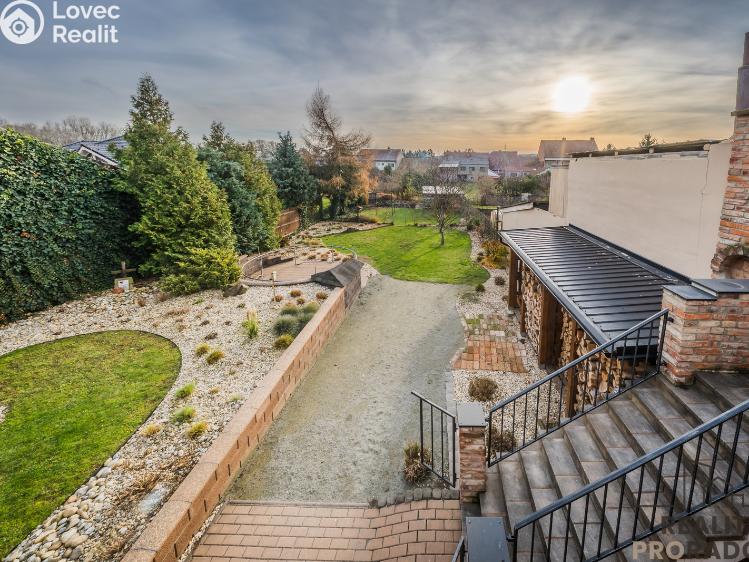 Продаж багатогенного будинку Mutěnice, Zahradní č. 16