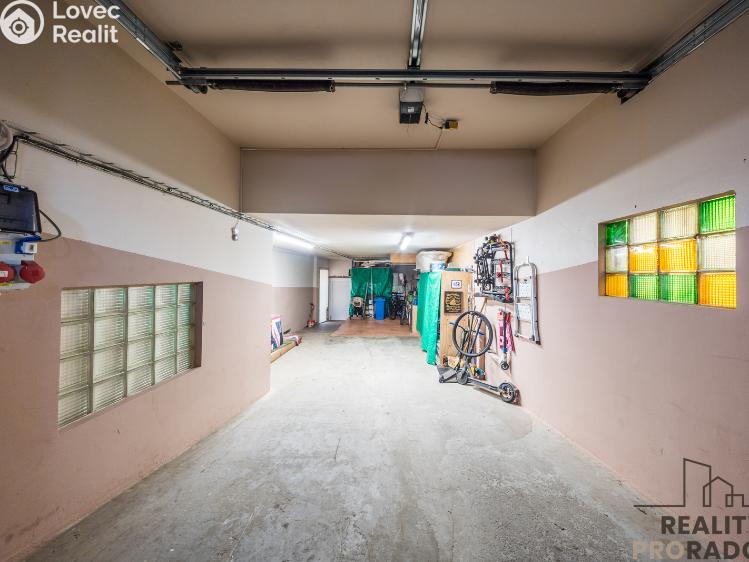 Продаж багатогенного будинку Mutěnice, Zahradní č. 19