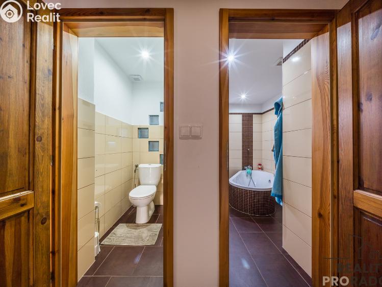 Продаж багатогенного будинку Mutěnice, Zahradní č. 43