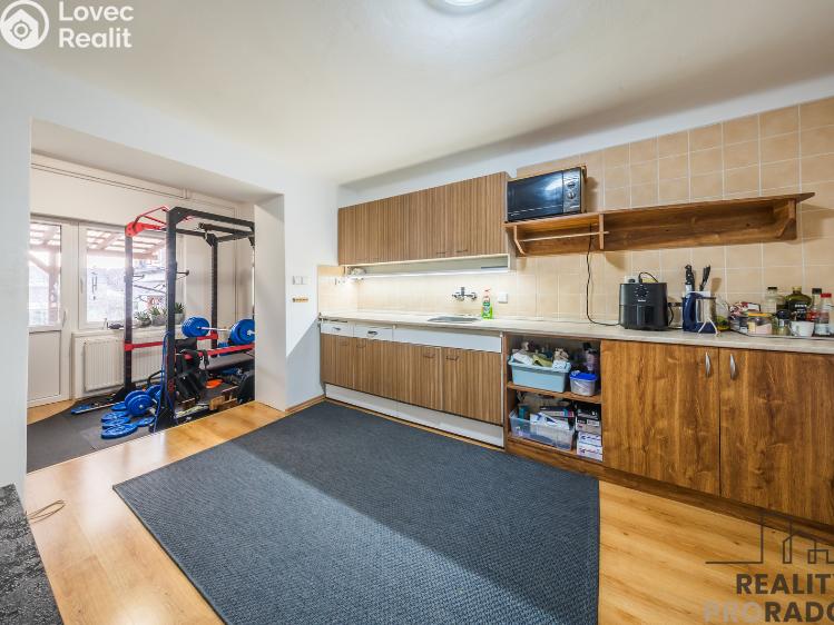 Продаж багатогенного будинку Mutěnice, Zahradní č. 50