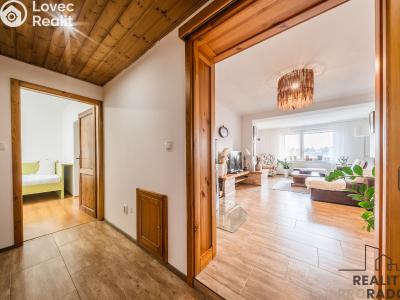 Продаж багатогенного будинку Mutěnice, Zahradní č. 24