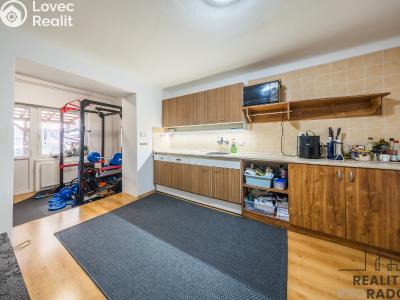 Продаж багатогенного будинку Mutěnice, Zahradní č. 50