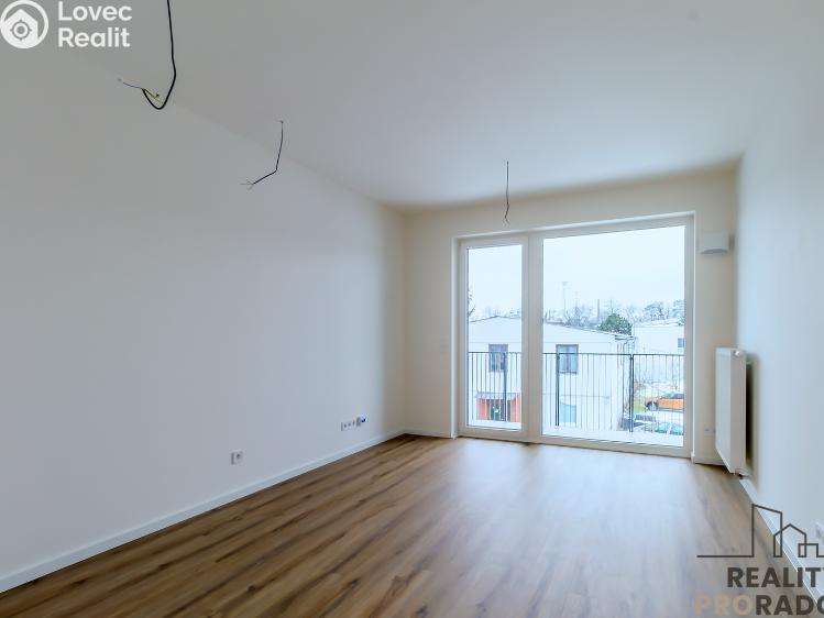 Prodej bytu 1+KK Kladno, Ke křížku 1084/7 č. 12