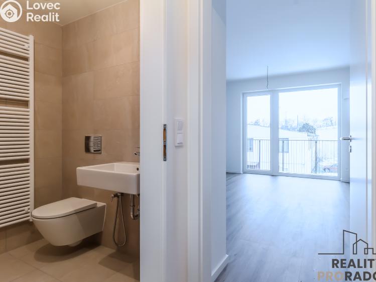 Prodej bytu 1+KK Kladno, Ke křížku 1084/7 č. 15