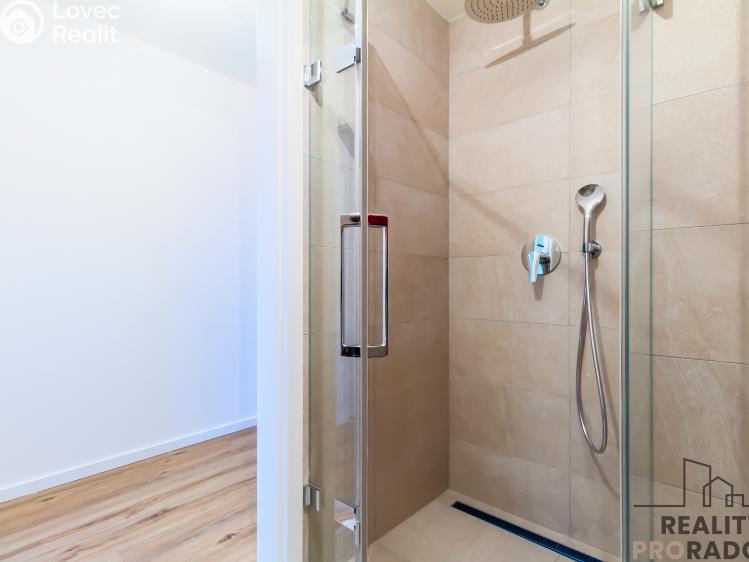 Prodej bytu 1+KK Kladno, Ke křížku 1084/7 č. 18