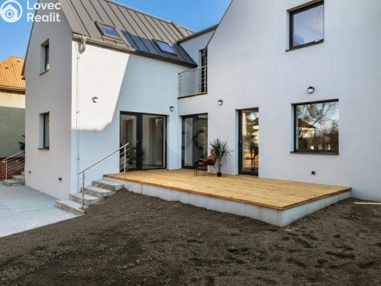 Продажа квартиры 4+KK Praha, Pplk. Nováčka č. 12