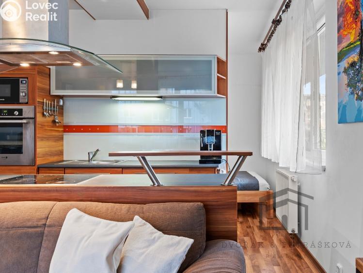 Prodej bytu 3+KK Praha, Hakenova 929/2 č. 6