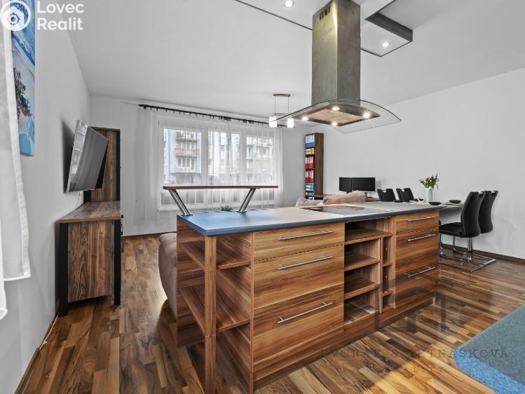Prodej bytu 3+KK Praha, Hakenova 929/2 č. 7