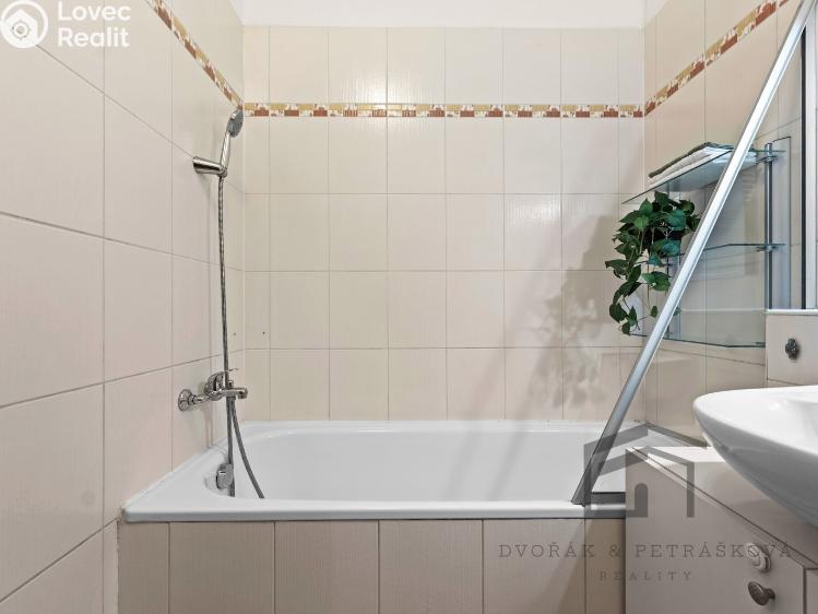 Prodej bytu 3+KK Praha, Hakenova 929/2 č. 15