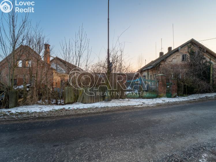 Продаж сімейного будинку Hořiněves č. 7