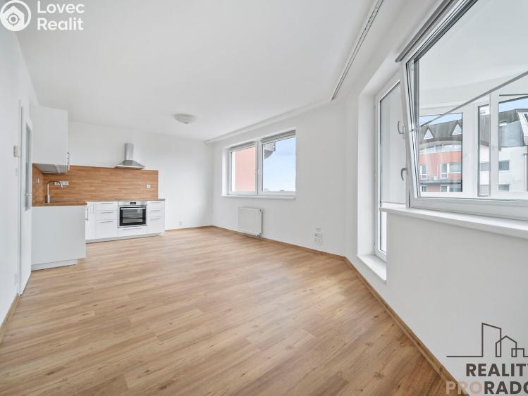 Pronájem bytu 2+KK Pardubice, nábřeží Závodu míru č. 5