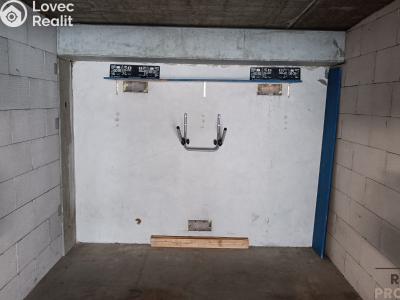 Pronájem garáže Olomouc, Schweitzerova č. 2