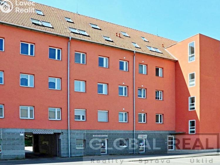 Pronájem bytu 2+KK Brno, Tkalcovská č. 8