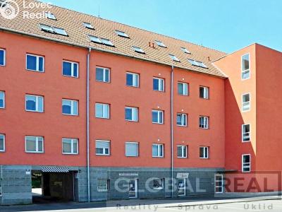 Оренда квартири 2+KK Brno, Tkalcovská č. 8
