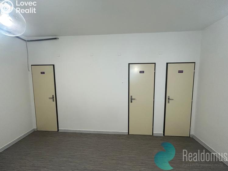 Аренда офисного помещения České Budějovice, Husova tř. 1858/43 č. 11