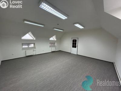 Оренда офісного приміщення České Budějovice, Husova tř. č. 1