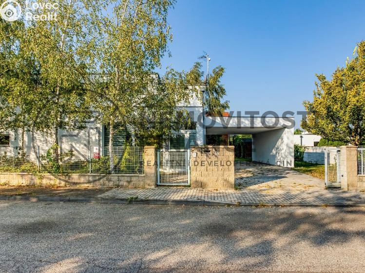 Prodej vily České Budějovice, Na Blatech 2054/6 č. 1