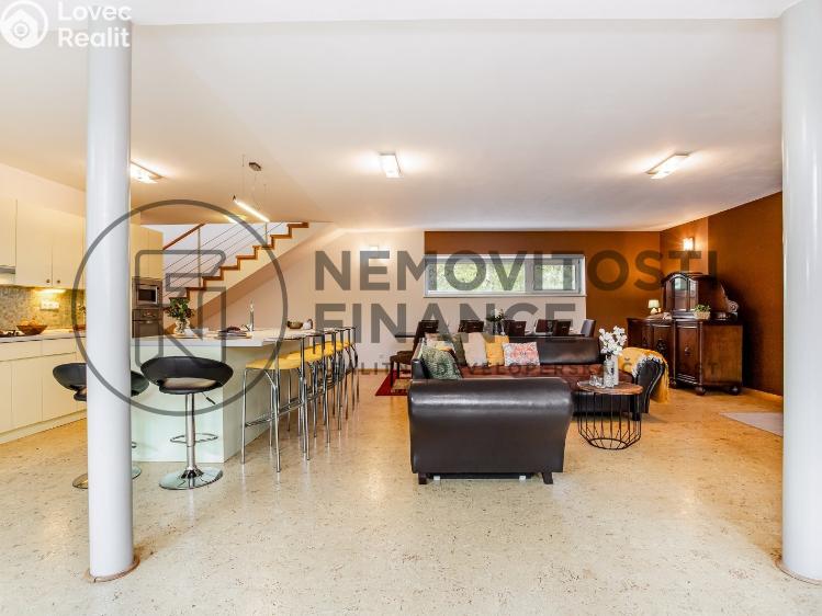 Prodej vily České Budějovice, Na Blatech 2054/6 č. 11