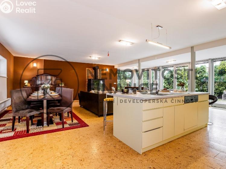 Prodej vily České Budějovice, Na Blatech 2054/6 č. 12