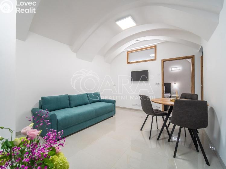 Pronájem bytu 2+KK Praha, Sokolovská 12/43 č. 2