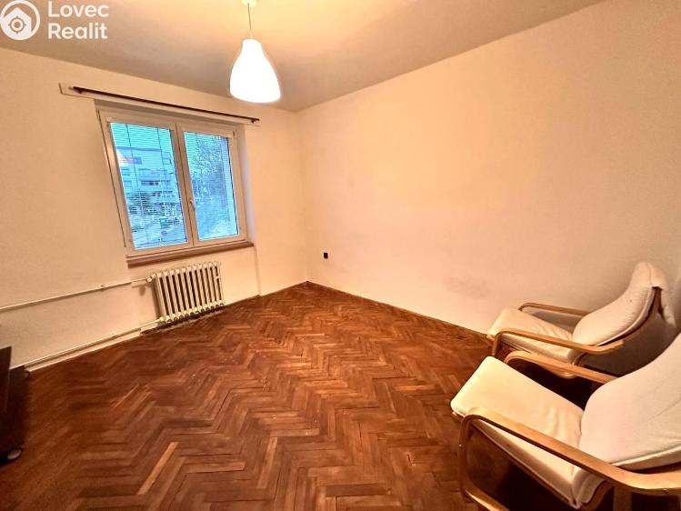 Pronájem bytu 2+1 Praha, Poděbradská č. 4