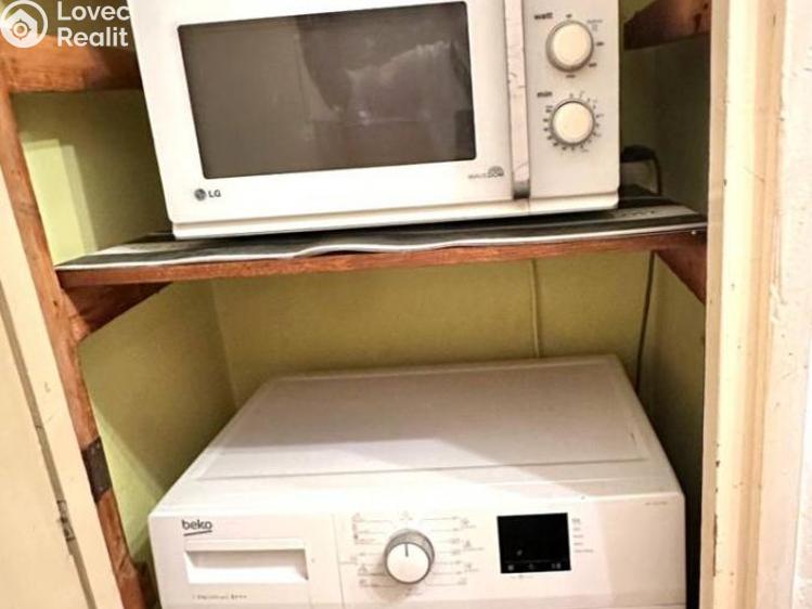 Pronájem bytu 2+1 Praha, Poděbradská č. 8