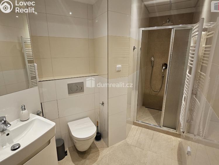 Pronájem bytu 2+KK Praha 3, Slezská č. 5