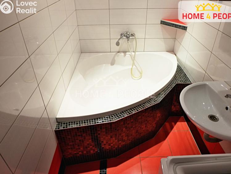 Pronájem bytu 1+KK Brno, Valtická č. 2